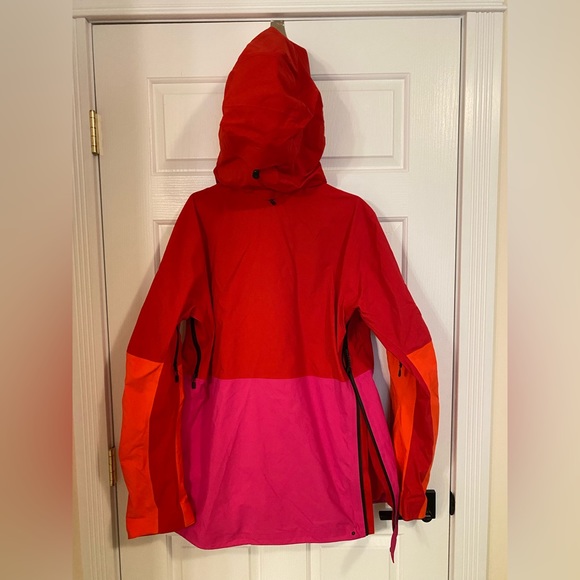 Burton AK Kimmy goretex Anorak - Picture 9 of 11